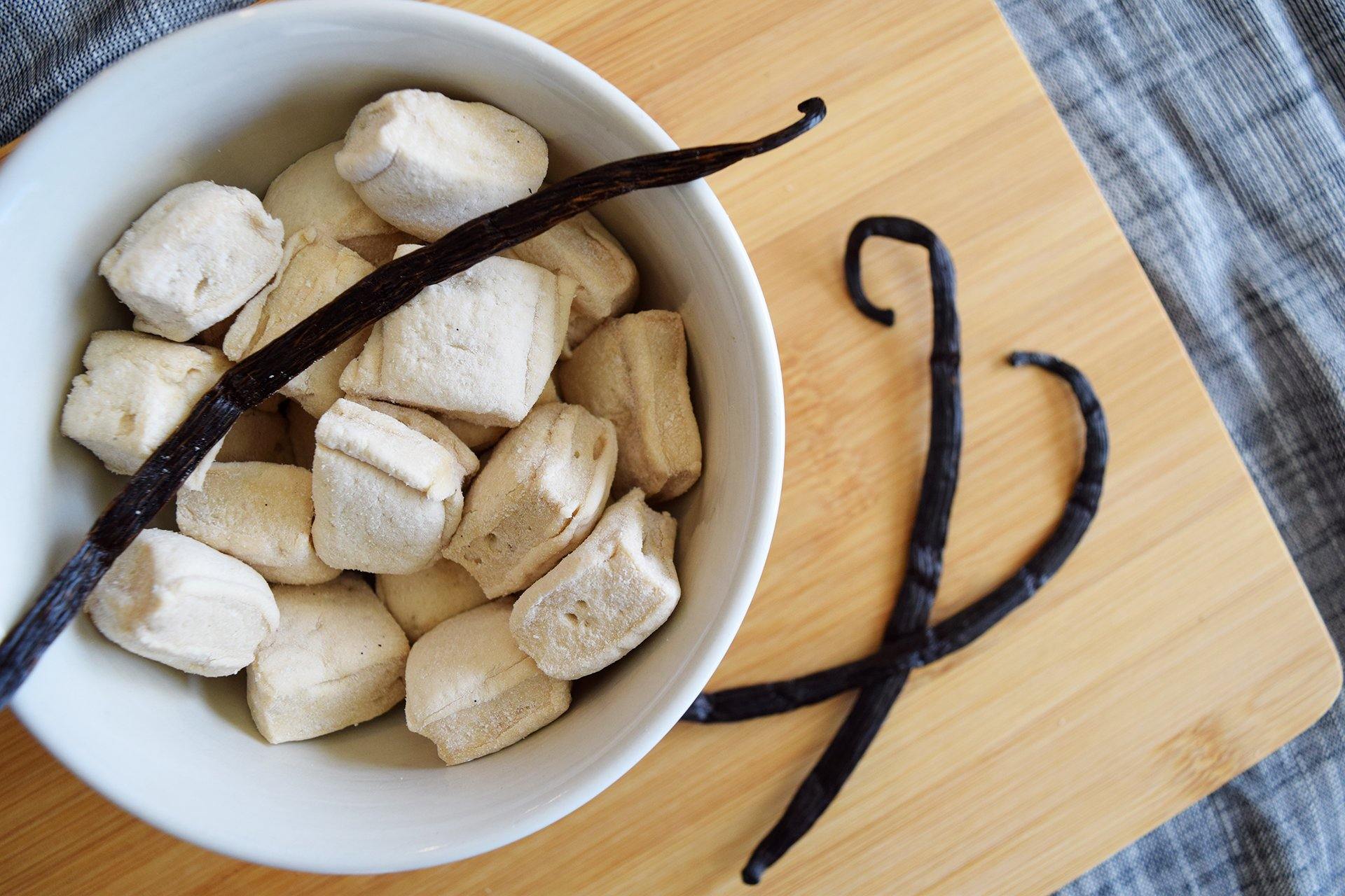 Grass Fed Gelatin Vanilla Marshmallows (AIP/Paleo) - Sweet Apricity